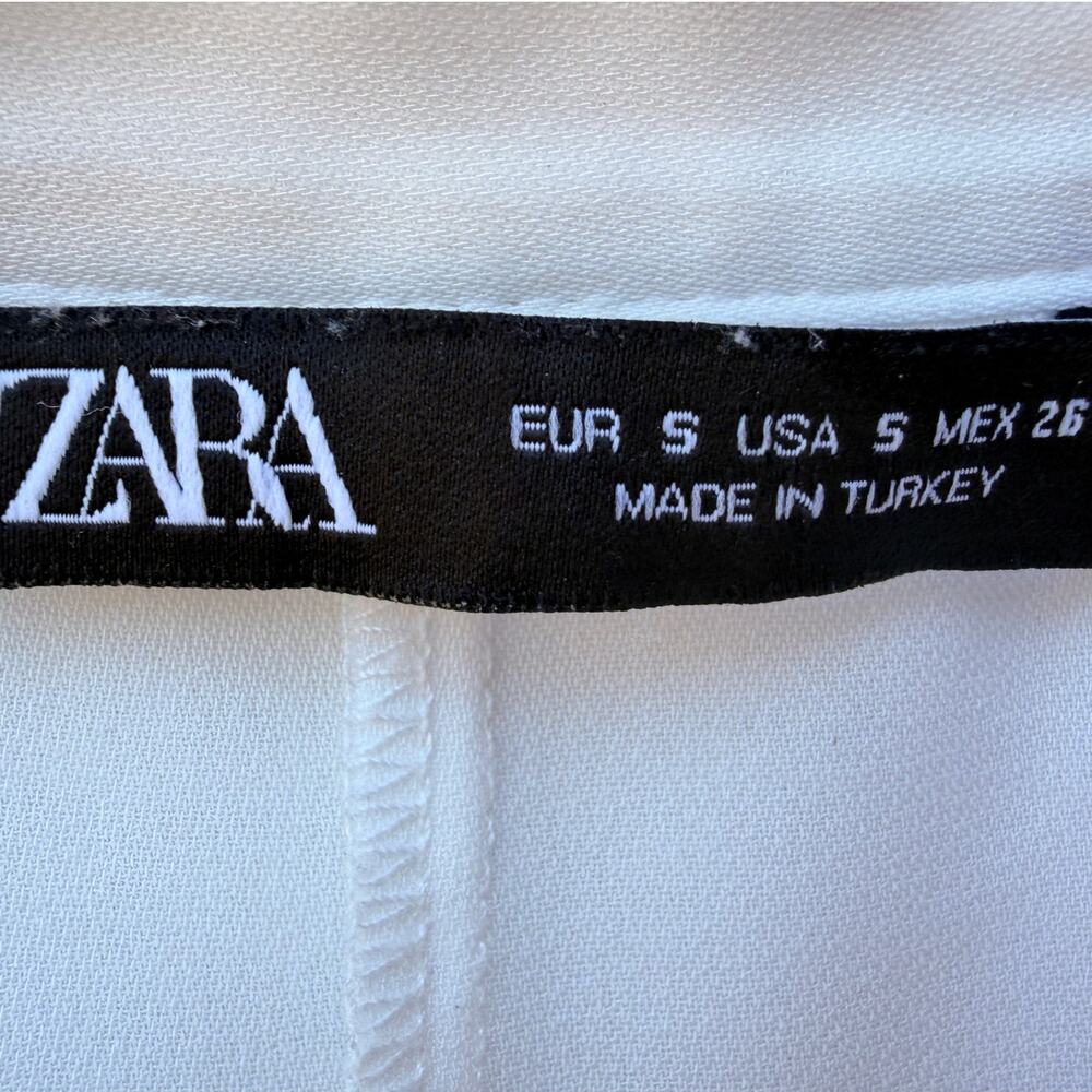 Zara Womens Sleeveless Blouse Small White V Neck Top - Picture 3 of 4